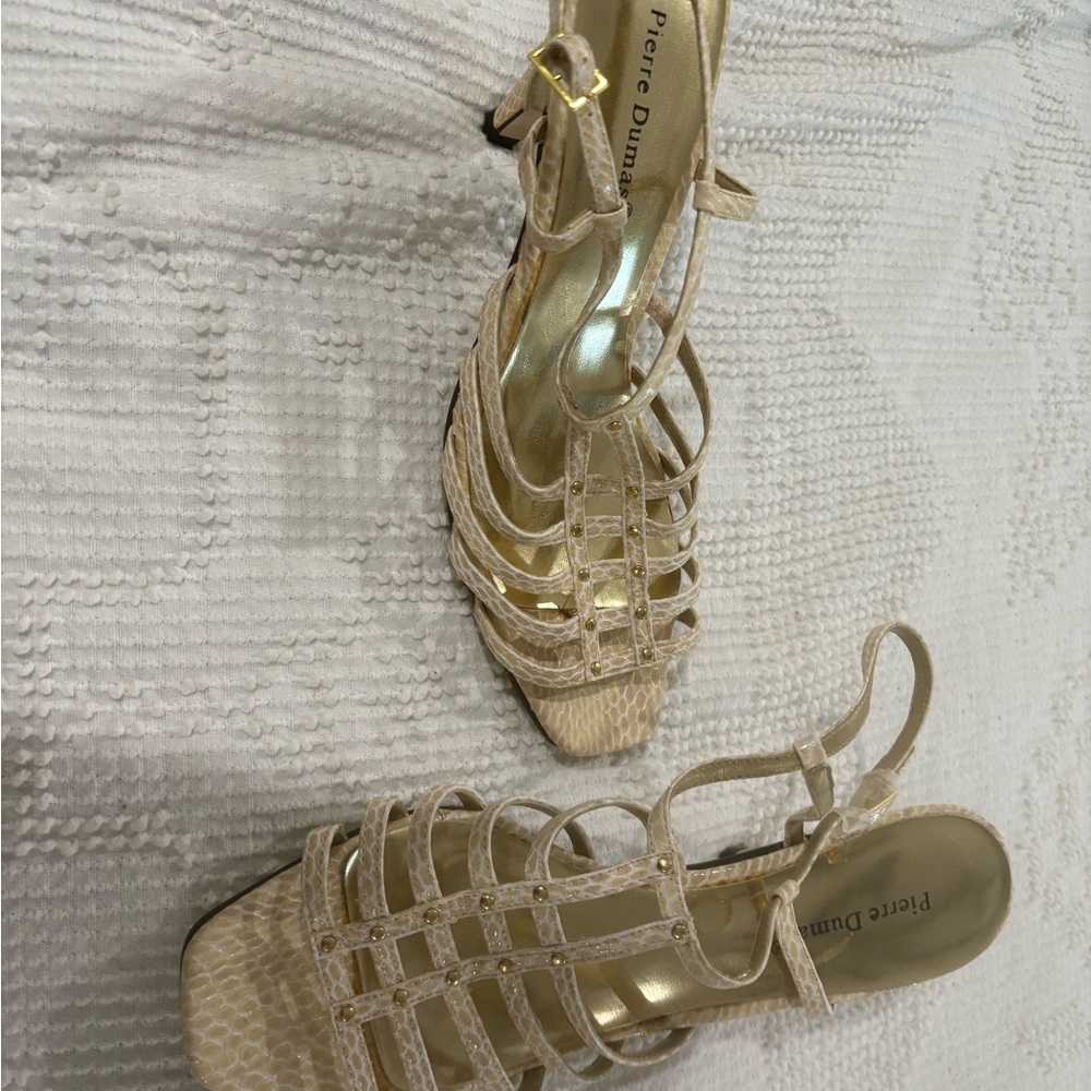 Pierre Dumas Women's Beige Strappy Heels